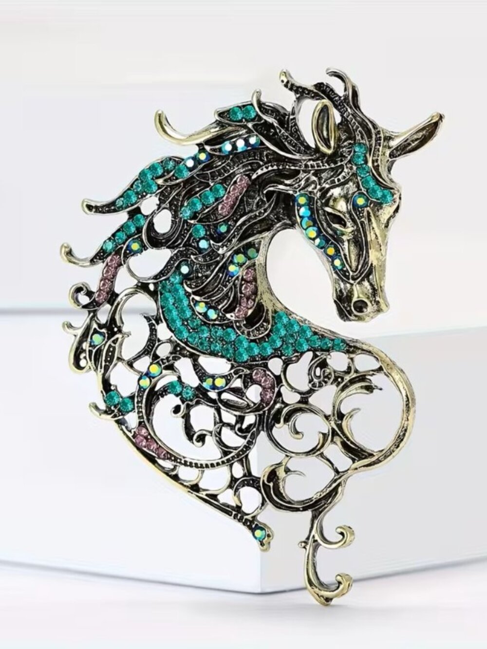 Vintage Horsehead Brooch Pin